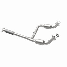 Load image into Gallery viewer, MagnaFlow Exhaust Products 4451172 California CARB Direct-Fit Catalytic Converter for Select Buick Rainier, Chevrolet Trailblazer EXT, GMC Envoy XL, Isuzu Ascender