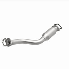 Load image into Gallery viewer, MagnaFlow Exhaust Products 5571317 California CARB Direct-Fit Catalytic Converter for Select Nissan Rogue, Nissan Rogue Select