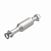 Load image into Gallery viewer, MagnaFlow Exhaust Products 4481617 California CARB Direct-Fit Catalytic Converter for Select Honda CR-V