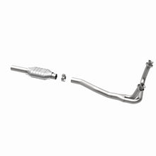 Load image into Gallery viewer, MagnaFlow Exhaust Products 93314 Standard Grade Direct-Fit Catalytic Converter for Select Ford E-150 Econoline, Ford E-150 Econoline Club Wagon, Ford E-250 Econoline