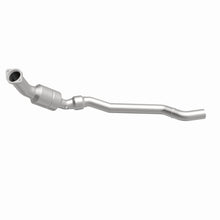 Load image into Gallery viewer, MagnaFlow Exhaust Products 51585 OEM Grade Direct-Fit Catalytic Converter for Select Chrysler 300, Dodge Charger, Dodge Magnum