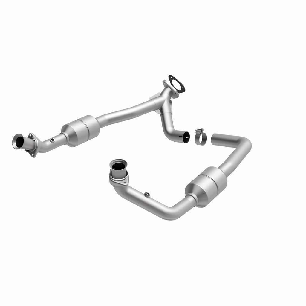 MagnaFlow Exhaust Products 51378 OEM Grade Direct-Fit Catalytic Converter for Select Ford E-150, Ford E-150 Club Wagon, Ford E-150 Econoline, Ford E-150 Econoline Club Wagon, Ford E-250, Ford E-250 Econoline, Ford E-350 Club Wagon, Ford E-350 Econoline