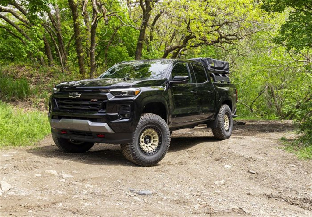 ReadyLift 62-33340 SST® Lift Kit w/Shocks for Select Chevrolet Colorado