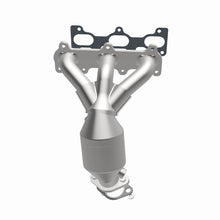 Load image into Gallery viewer, MagnaFlow Exhaust Products 49273 OEM Grade Manifold Catalytic Converter for Select Hyundai Sonata, Hyundai Tiburon, Kia Magentis, Kia Optima