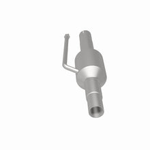 Load image into Gallery viewer, MagnaFlow Exhaust Products 4451212 California CARB Direct-Fit Catalytic Converter for Select Dodge Ram 2500, Dodge Ram
