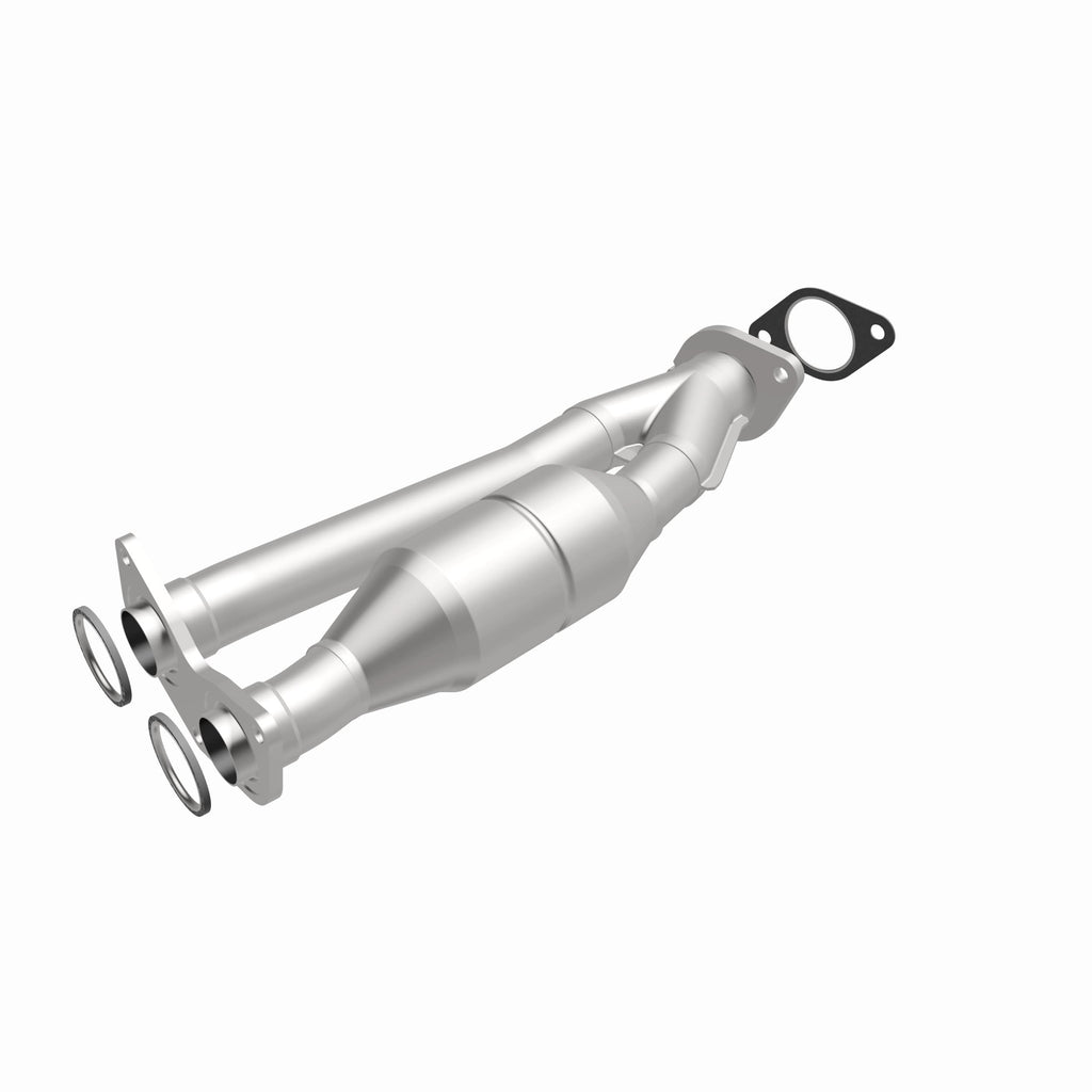 MagnaFlow Exhaust Products 51975 OEM Grade Direct-Fit Catalytic Converter for Select Mazda 6