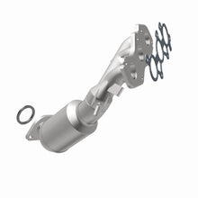 Load image into Gallery viewer, MagnaFlow Exhaust Products 52545 OEM Grade Manifold Catalytic Converter for Select Lexus RX350, Toyota Highlander, Toyota Sienna
