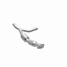 Load image into Gallery viewer, MagnaFlow Exhaust Products 5582310 California CARB Direct-Fit Catalytic Converter for Select Ford E-150, Ford E-250