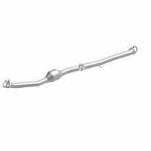 Load image into Gallery viewer, MagnaFlow Exhaust Products 5571448 California CARB Direct-Fit Catalytic Converter for Select Saab 9-2X, Subaru Forester, Subaru Impreza, Subaru Legacy, Subaru Outback