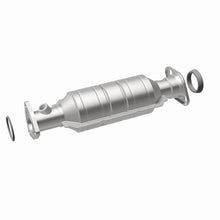 Load image into Gallery viewer, MagnaFlow Exhaust Products 93114 HM Grade Direct-Fit Catalytic Converter for Select Honda Odyssey