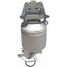 Load image into Gallery viewer, MagnaFlow Exhaust Products 5582740 California CARB Manifold Catalytic Converter for Select Acura MDX, Honda Odyssey, Honda Pilot, Honda Ridgeline