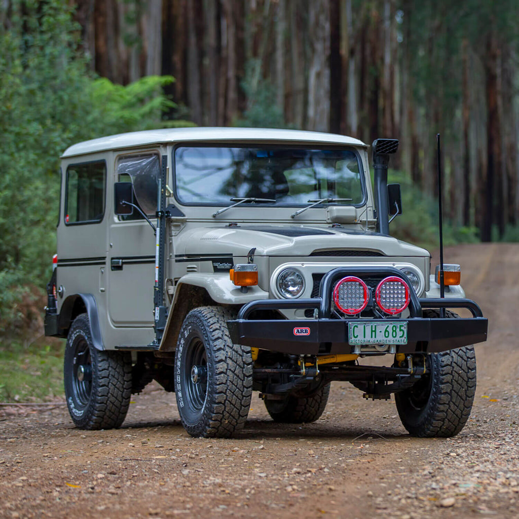 6985-Toyota-Land-Cruiser-3.94.2L-Arb-Deluxe-Bar