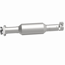 Load image into Gallery viewer, MagnaFlow Exhaust Products 5592518 California CARB Direct-Fit Catalytic Converter for Select Ford Escape, Mercury Mariner