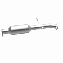 Load image into Gallery viewer, MagnaFlow Exhaust Products 3391669 California CARB Direct-Fit Catalytic Converter for Select Kia Sportage