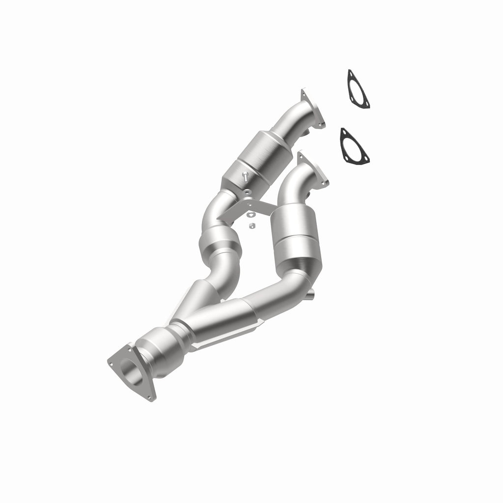 MagnaFlow Exhaust Products 24349 HM Grade Direct-Fit Catalytic Converter for Select Porsche Cayenne, Volkswagen Touareg