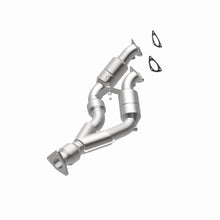 Load image into Gallery viewer, MagnaFlow Exhaust Products 24349 HM Grade Direct-Fit Catalytic Converter for Select Porsche Cayenne, Volkswagen Touareg
