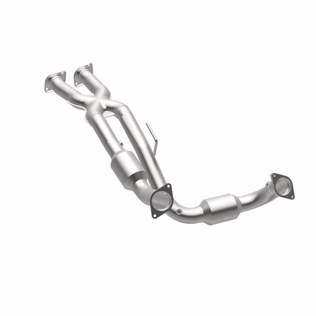 MagnaFlow Exhaust Products 49046 OEM Grade Direct-Fit Catalytic Converter for Select Jeep Grand Cherokee