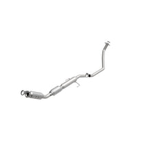 Load image into Gallery viewer, MagnaFlow Exhaust Products 551496 California CARB Direct-Fit Catalytic Converter for Select Toyota Corolla, Toyota Matrix