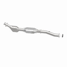Load image into Gallery viewer, MagnaFlow Exhaust Products 51733 OEM Grade Direct-Fit Catalytic Converter for Select Ford Ranger, Mazda B2500