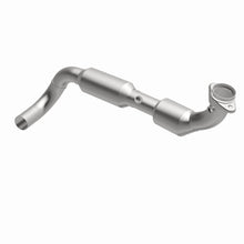 Load image into Gallery viewer, MagnaFlow Exhaust Products 4583087 California CARB Direct-Fit Catalytic Converter for Select Ford Expedition