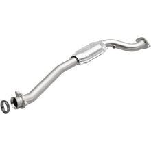 Load image into Gallery viewer, MagnaFlow Exhaust Products 49612 OEM Grade Direct-Fit Catalytic Converter for Select Chevrolet Colorado, GMC Canyon, Hummer H3, Isuzu i-280, Isuzu i-290, Isuzu i-350, Isuzu i-370