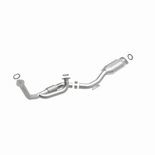 Load image into Gallery viewer, MagnaFlow Exhaust Products 51091 OEM Grade Direct-Fit Catalytic Converter for Select Lexus ES300, Toyota Avalon, Toyota Camry, Toyota Solara
