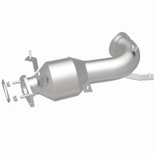 Load image into Gallery viewer, MagnaFlow Exhaust Products 21-697 OEM Grade Direct-Fit Catalytic Converter for Select Fiat 500L, Fiat 500X, Jeep Renegade