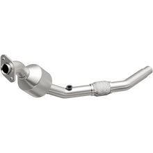 Load image into Gallery viewer, MagnaFlow Exhaust Products 51877 OEM Grade Direct-Fit Catalytic Converter for Select Land Rover Freelander