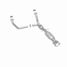 Load image into Gallery viewer, MagnaFlow Exhaust Products 458011 California CARB Direct-Fit Catalytic Converter for Select Chevrolet S10, GMC Sonoma