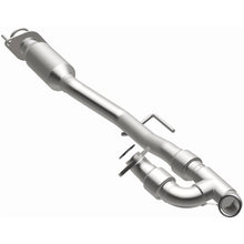 Load image into Gallery viewer, MagnaFlow Exhaust Products 52702 OEM Grade Direct-Fit Catalytic Converter for Select Nissan Quest