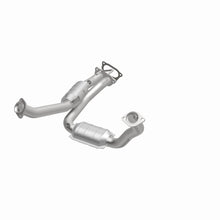 Load image into Gallery viewer, MagnaFlow Exhaust Products 454030 California CARB Direct-Fit Catalytic Converter for Select Ford Ranger, Mazda B3000