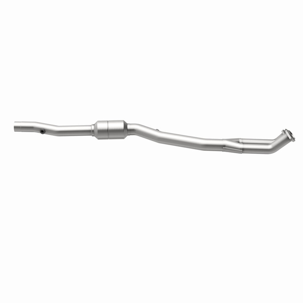 MagnaFlow Exhaust Products 4481687 California CARB Direct-Fit Catalytic Converter for Select BMW 840Ci