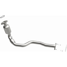 Load image into Gallery viewer, MagnaFlow Exhaust Products 52096 OEM Grade Direct-Fit Catalytic Converter for Select Chevrolet Equinox, Pontiac Torrent, Suzuki XL-7