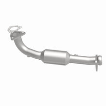 Load image into Gallery viewer, MagnaFlow Exhaust Products 3322471 California CARB Direct-Fit Catalytic Converter for Select Buick Commercial Chassis, Buick Roadmaster, Cadillac Commercial Chassis, Cadillac Fleetwood, Chevrolet Caprice, Chevrolet Impala