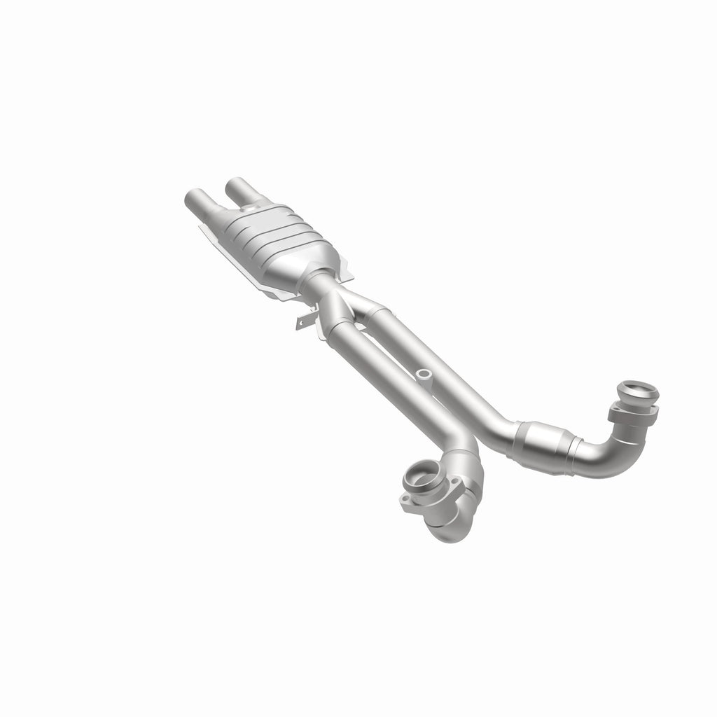 MagnaFlow Exhaust Products 23097 Standard Grade Direct-Fit Catalytic Converter for Select Alfa Romeo GTV-6, Alfa Romeo Milano