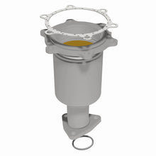 Load image into Gallery viewer, MagnaFlow Exhaust Products 447198 California CARB Direct-Fit Catalytic Converter for Select INFINITI QX4, Nissan Pathfinder