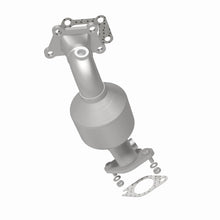 Load image into Gallery viewer, MagnaFlow Exhaust Products 5582220 California CARB Manifold Catalytic Converter for Select Cadillac SRX, Saab 9-4X