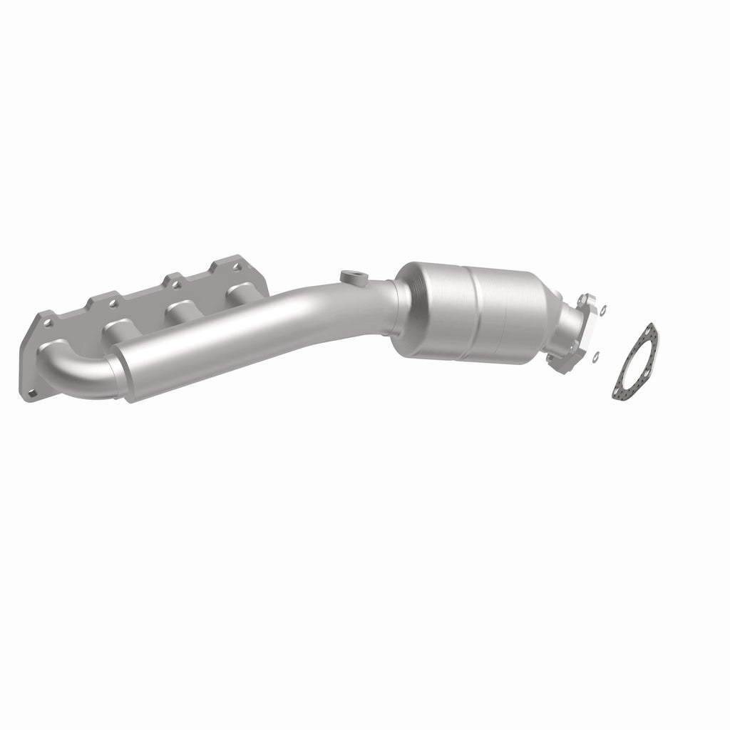 MagnaFlow Exhaust Products 51197 OEM Grade Manifold Catalytic Converter for Select Volkswagen Passat