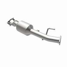 Load image into Gallery viewer, MagnaFlow Exhaust Products 52690 OEM Grade Direct-Fit Catalytic Converter for Select Chevrolet City Express, Nissan NV200