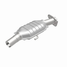 Load image into Gallery viewer, MagnaFlow Exhaust Products 3322418 California CARB Direct-Fit Catalytic Converter for Select Buick Century, Buick Electra, Buick Estate Wagon, Buick LeSabre, Buick Regal, Buick Riviera, Cadillac DeVille, Cadillac Eldorado, Cadillac Fleetwood, Cadillac