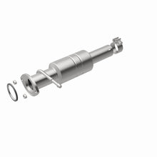 Load image into Gallery viewer, MagnaFlow Exhaust Products 52207 OEM Grade Direct-Fit Catalytic Converter for Select Toyota Highlander