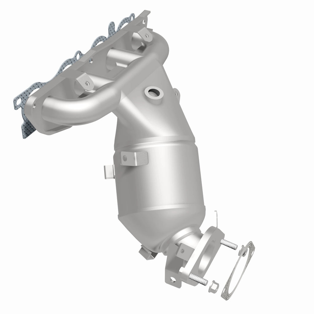 MagnaFlow Exhaust Products 290031 OEM Grade Manifold Catalytic Converter for Select Nissan Kicks, Nissan Versa