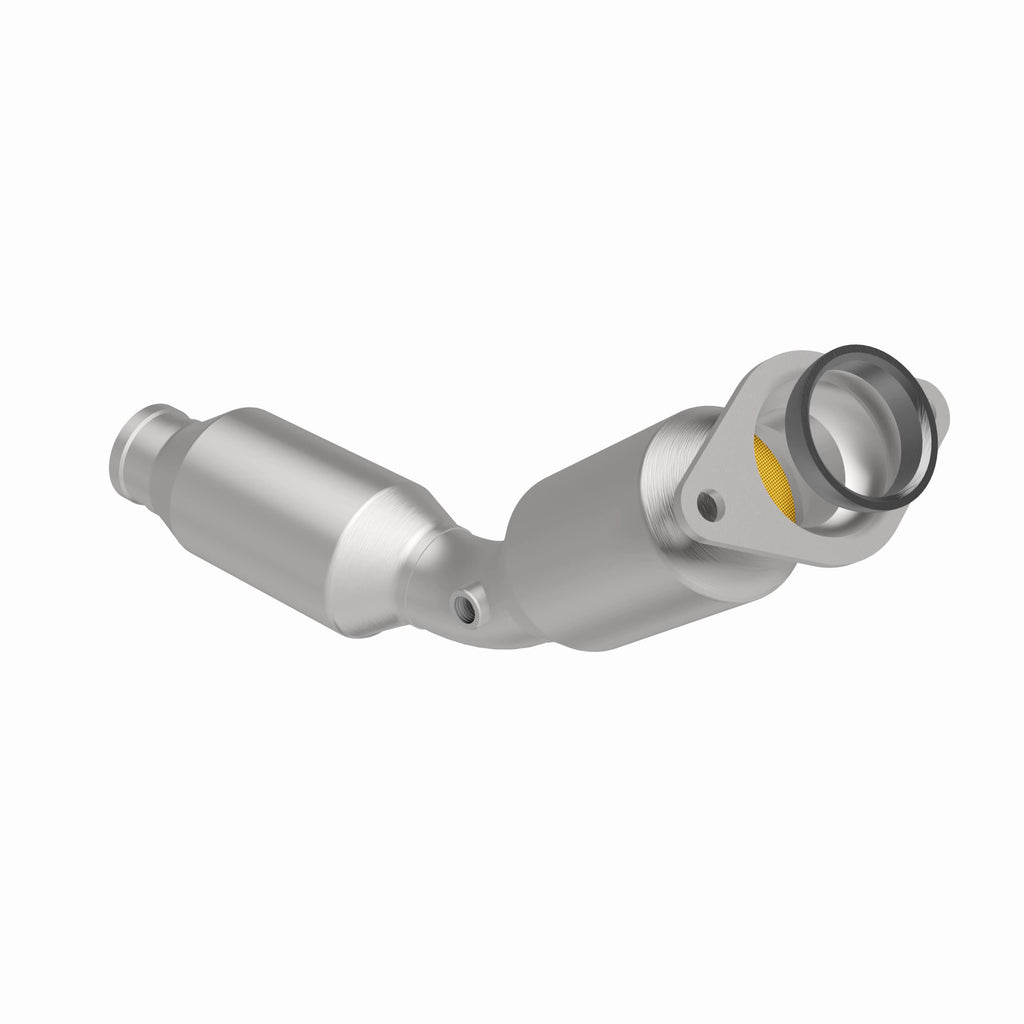 MagnaFlow Exhaust Products 52456 OEM Grade Semi-Direct Fit Catalytic Converter for Select Lexus CT200h, Toyota Prius V
