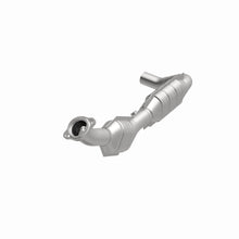 Load image into Gallery viewer, MagnaFlow Exhaust Products 24440 HM Grade Direct-Fit Catalytic Converter for Select Ford Expedition