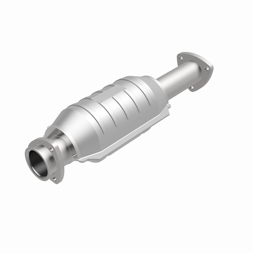 MagnaFlow Exhaust Products 22834 Standard Grade Direct-Fit Catalytic Converter for Select Saab 900