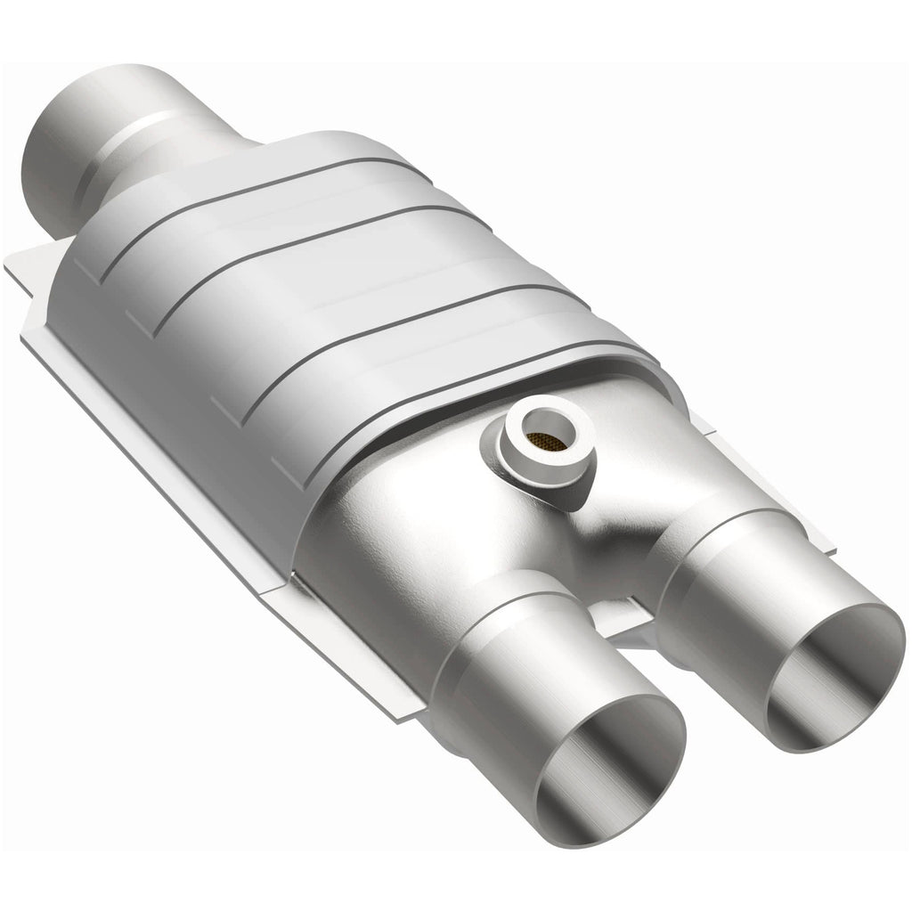MagnaFlow Exhaust Products 99047HM HM Grade Universal Catalytic Converter for Select Chevrolet Express 1500, Chevrolet Express 2500, GMC Savana 1500, GMC Savana