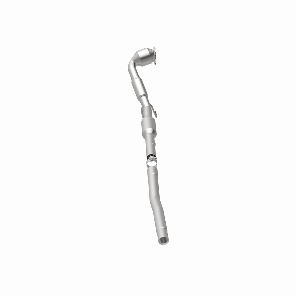 MagnaFlow Exhaust Products 52281 OEM Grade Direct-Fit Catalytic Converter for Select Volkswagen Beetle, Volkswagen CC, Volkswagen Jetta, Volkswagen Passat