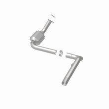 Load image into Gallery viewer, MagnaFlow Exhaust Products 51878 OEM Grade Direct-Fit Catalytic Converter for Select Cadillac Escalade, Cadillac Escalade ESV, Cadillac Escalade EXT, Chevrolet Silverado 1500, Chevrolet Silverado Classic, Chevrolet Suburban 1500, GMC Sierra 1500, GMC