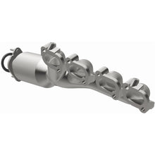 Load image into Gallery viewer, MagnaFlow Exhaust Products 4551070 California CARB Manifold Catalytic Converter for Select Cadillac SRX