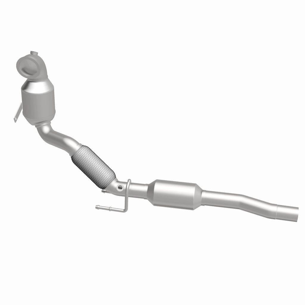 MagnaFlow Exhaust Products 280134 OEM Grade Direct-Fit Catalytic Converter for Select Volkswagen Jetta